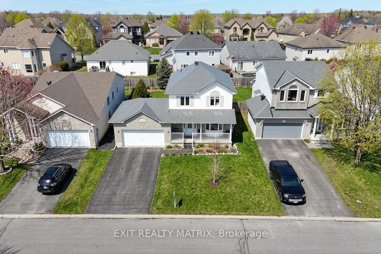 Property Photo:  106 Lachaine Street  ON K0A 1W0 