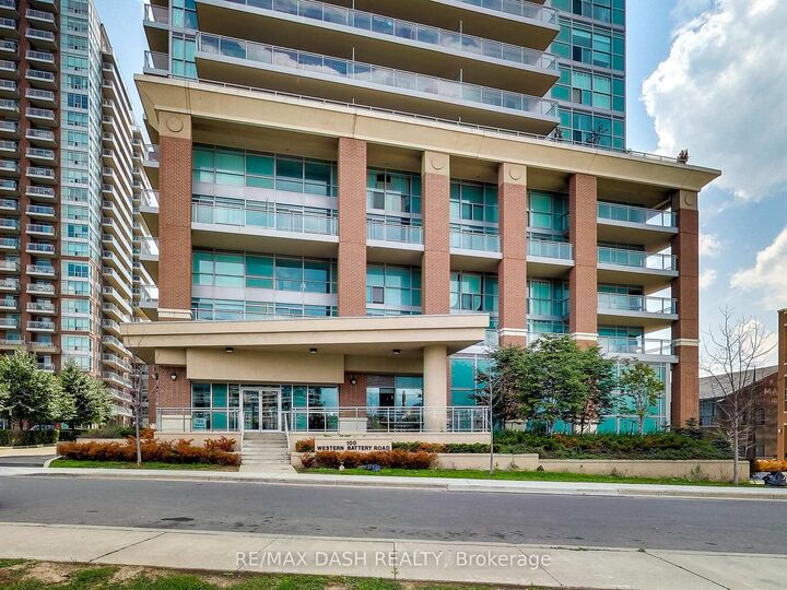 Property Photo:  100 Western Battery Road 2001  ON M6K 3S2 