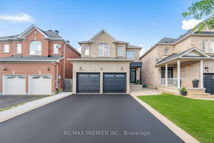 Property Photo: 92 Headwater Road ON L7E 2Z3
