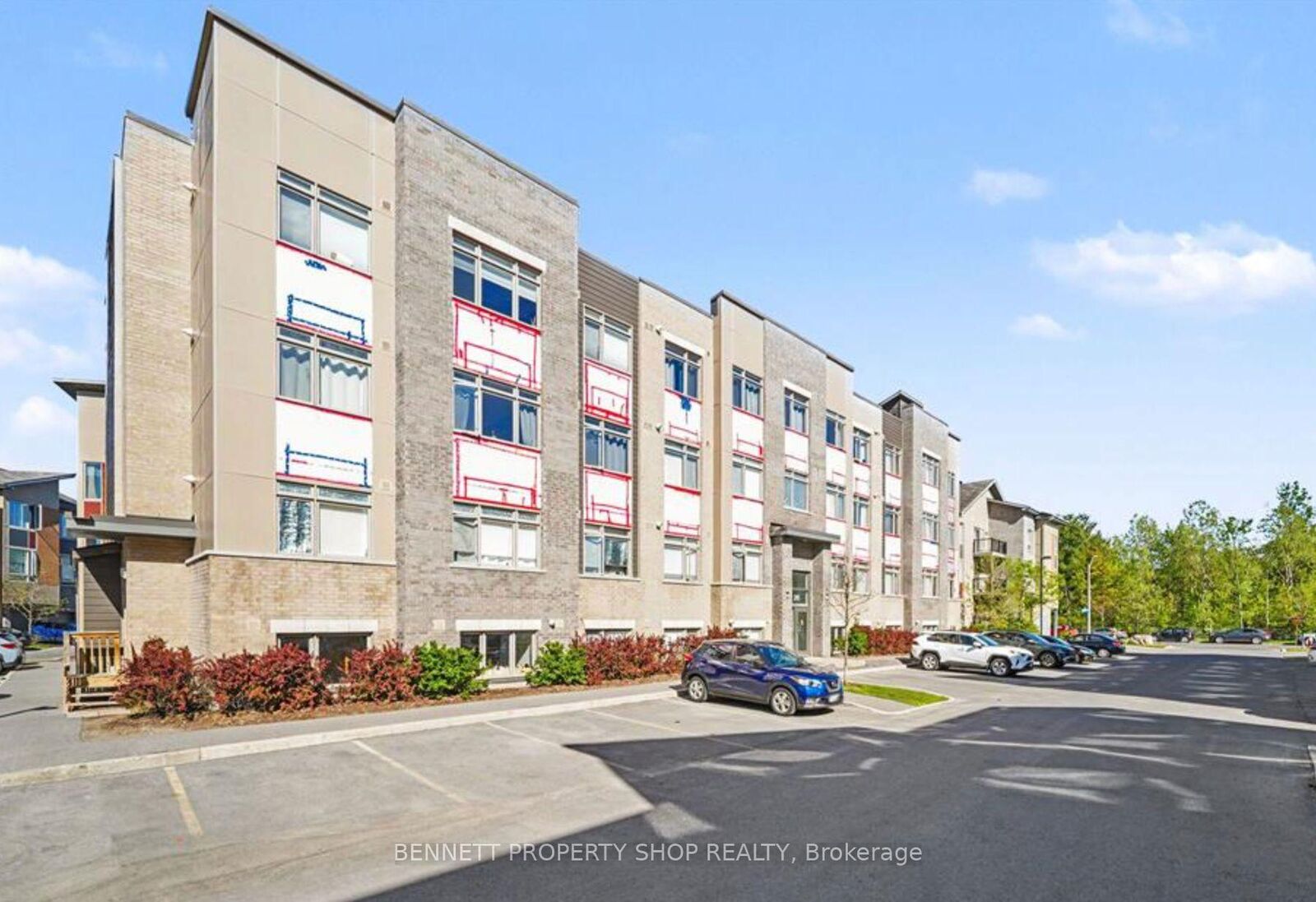 Property Photo: 315 Terravita Private 201 ON K1V 8Y9