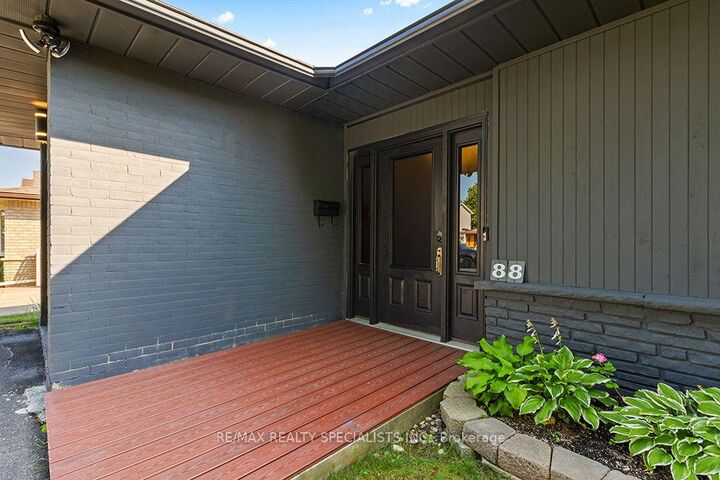 Property Photo: 88 Shirley Street ON L9W 2T6