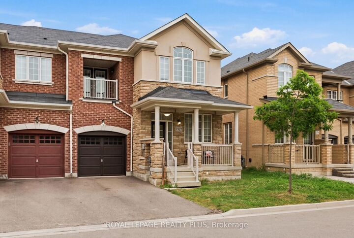 Property Photo: 1527 Carr Landing ON L9E 1H2