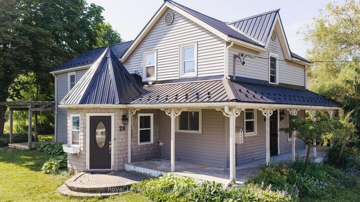 Property Photo:  28 Wickham Street  ON N0G 2T0 