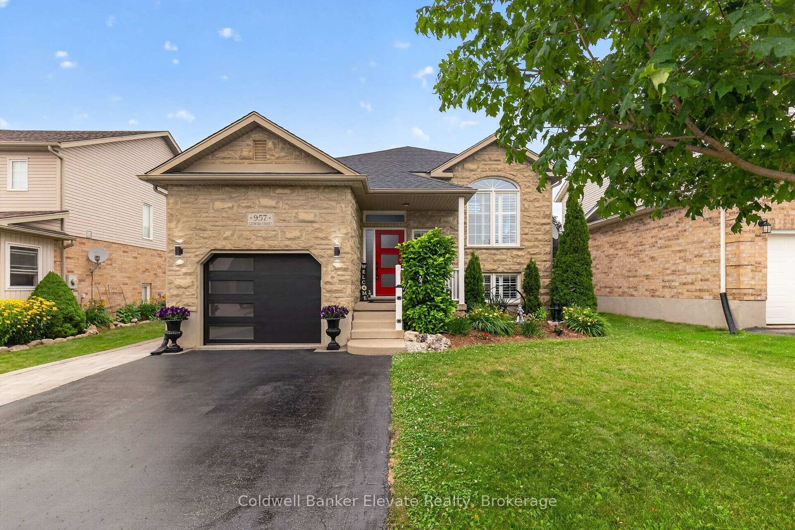 Property Photo: 957 Gzowski Street ON N1M 3W1