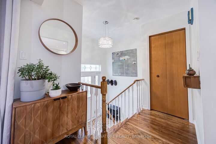 Property Photo: 199 Chalfield Lane ON L4Z 1K9