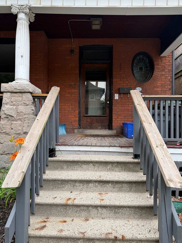 Property Photo: 28 Eastbourne Avenue 2nd Level ON L8M 2M7
