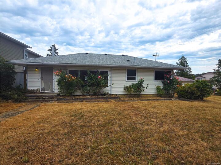 3381 Cowichan Lake Rd — photo 1