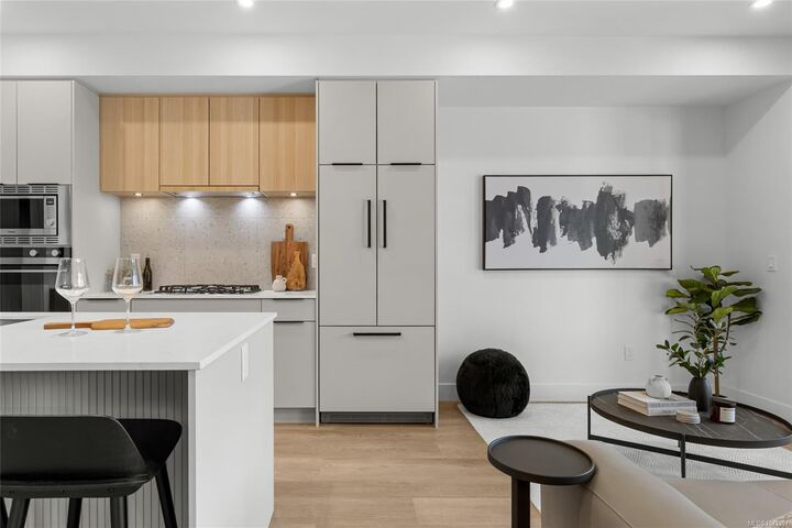 Property Photo: 2341 Bear Mountain Pkwy #410 BC V9B 6V1