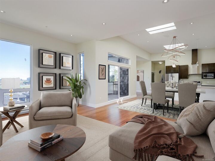 6981 East Saanich Rd #302 — photo 1
