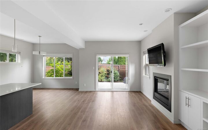 Property Photo: 7022 Wallace Dr BC V8M 1G1