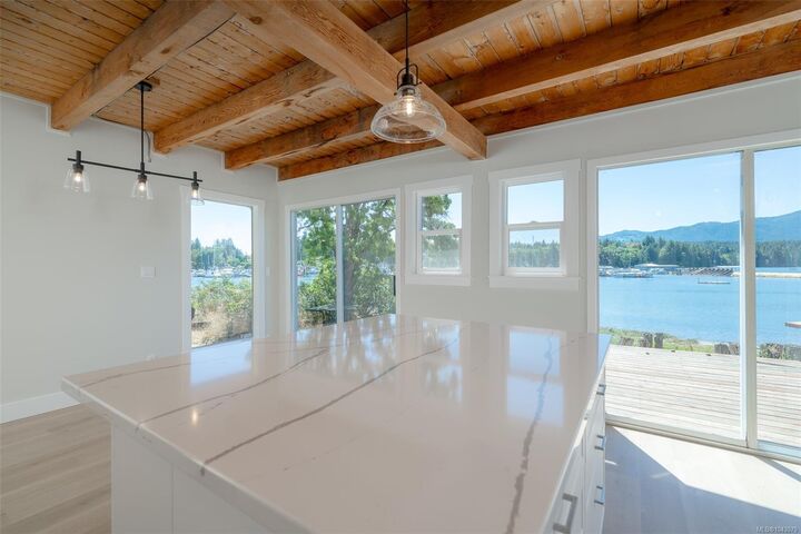 Property Photo: 5492 Deep Bay Dr BC V0R 1G0