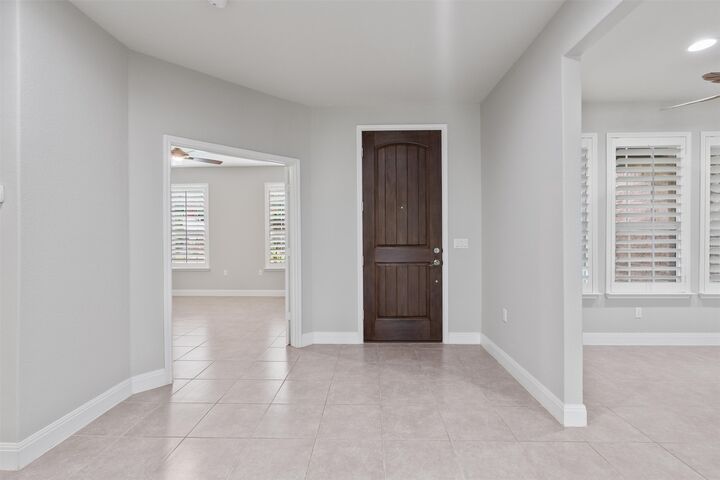 Property Photo:  511 Davis Mountain Circle  TX 78633 