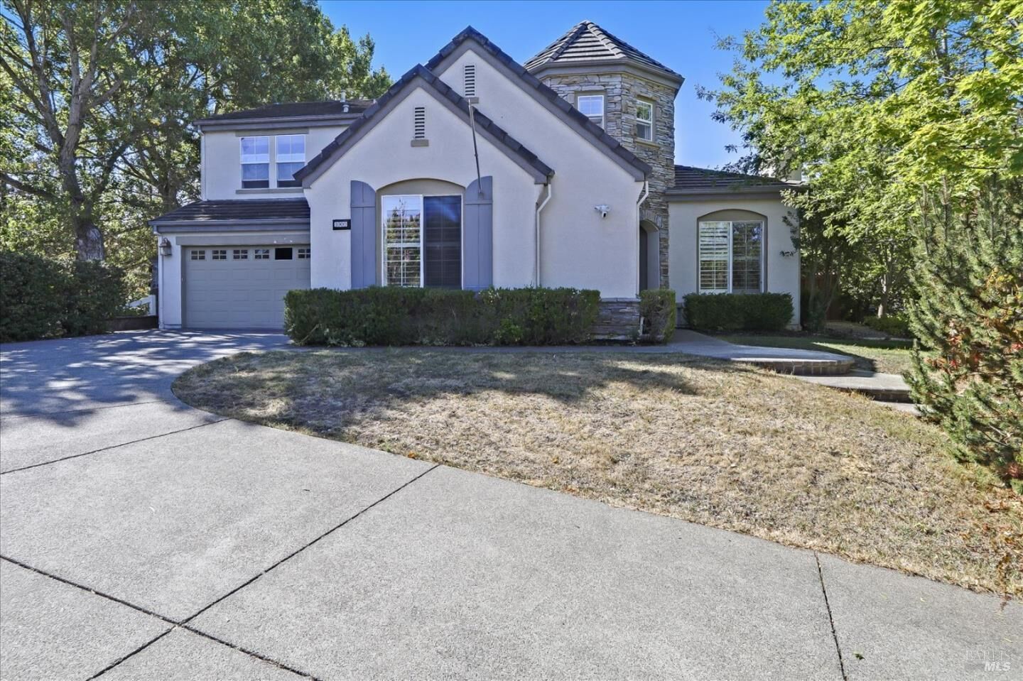 Property Photo: 1000 Songwood Road CA 94591
