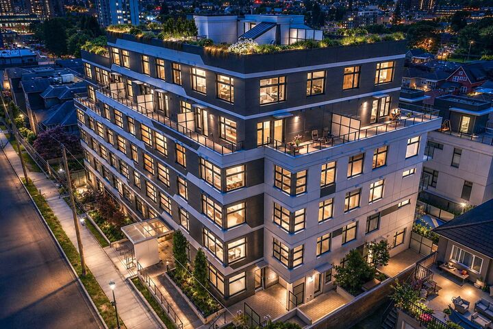 3264 Vanness Avenue 410 — photo 1