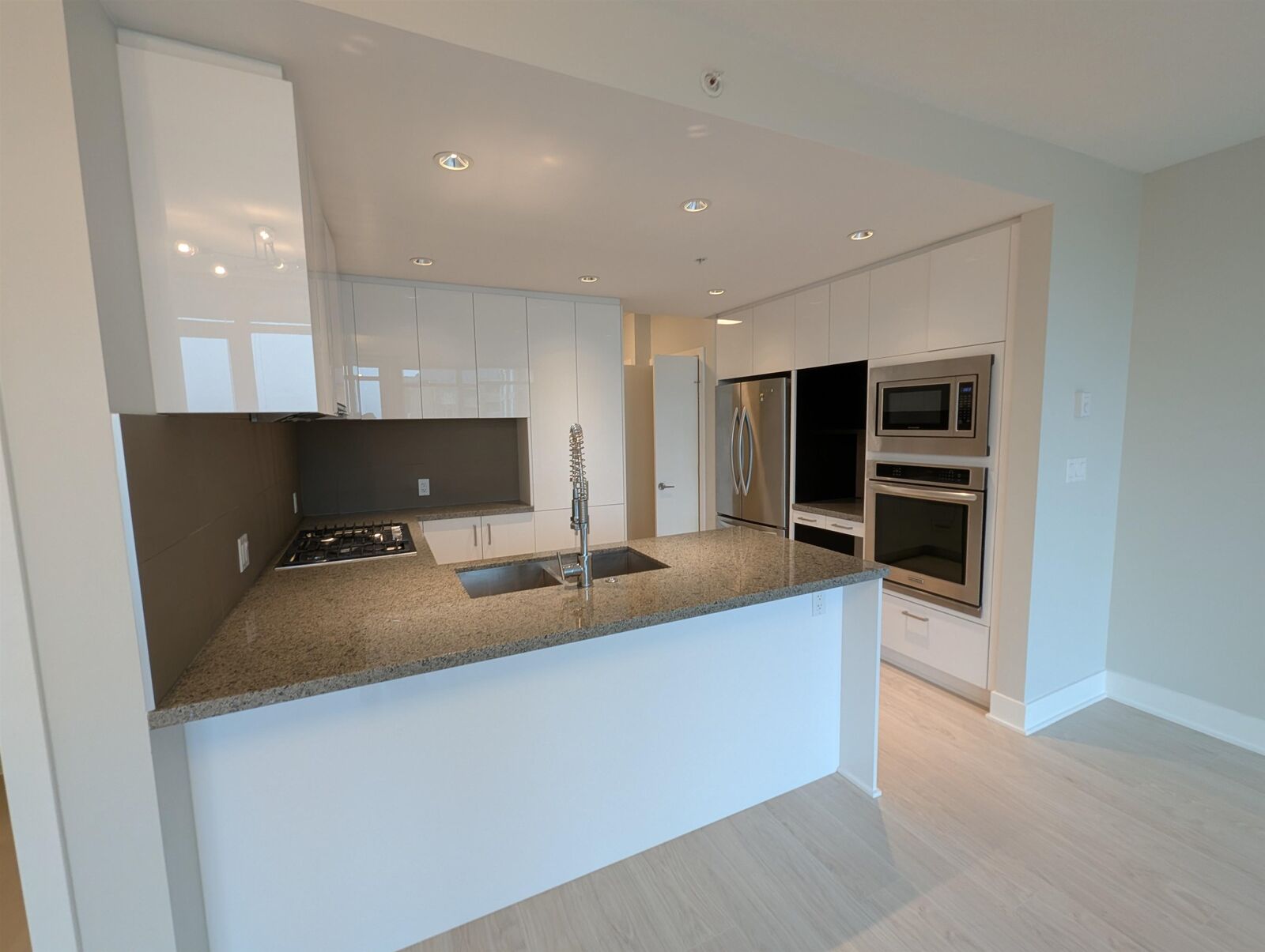 Property Photo: 3008 Glen Drive 1208 BC V3B 0J5