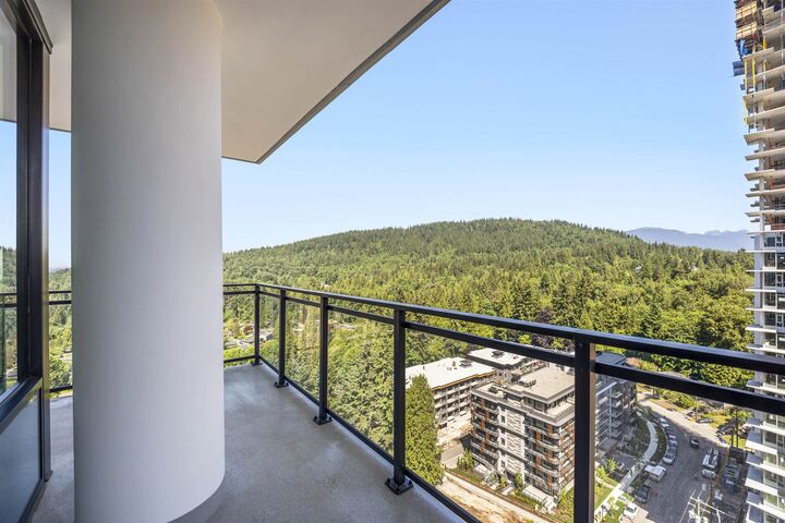 Property Photo: 626 Claremont Street 1705 BC V3J 0T1