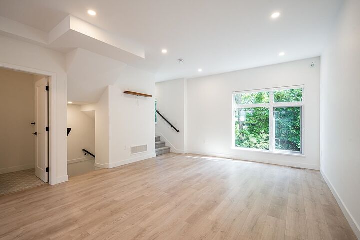 Property Photo: 1959 165A Street 7 BC V3Z 1K3