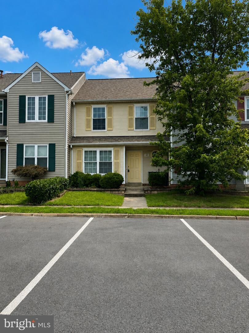 Property Photo: 405 Windsor Ridge Court VA 22405