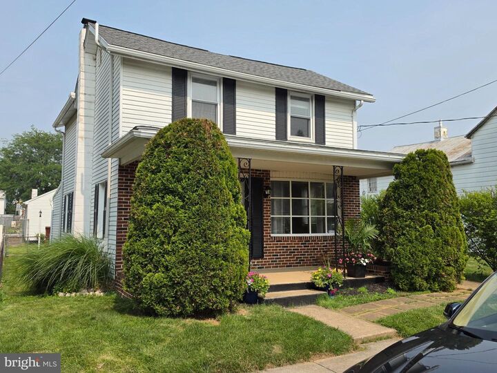 Property Photo: 113 S Washington Street PA 17055
