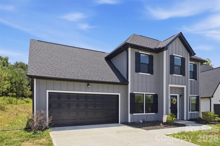 Property Photo:  1311 Dockery Drive  NC 28152 
