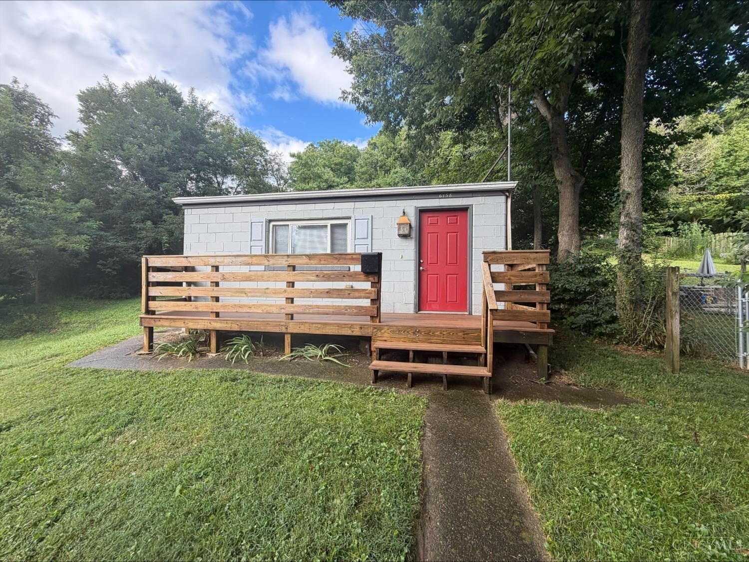 Property Photo: 6158 Hillside Avenue OH 45233