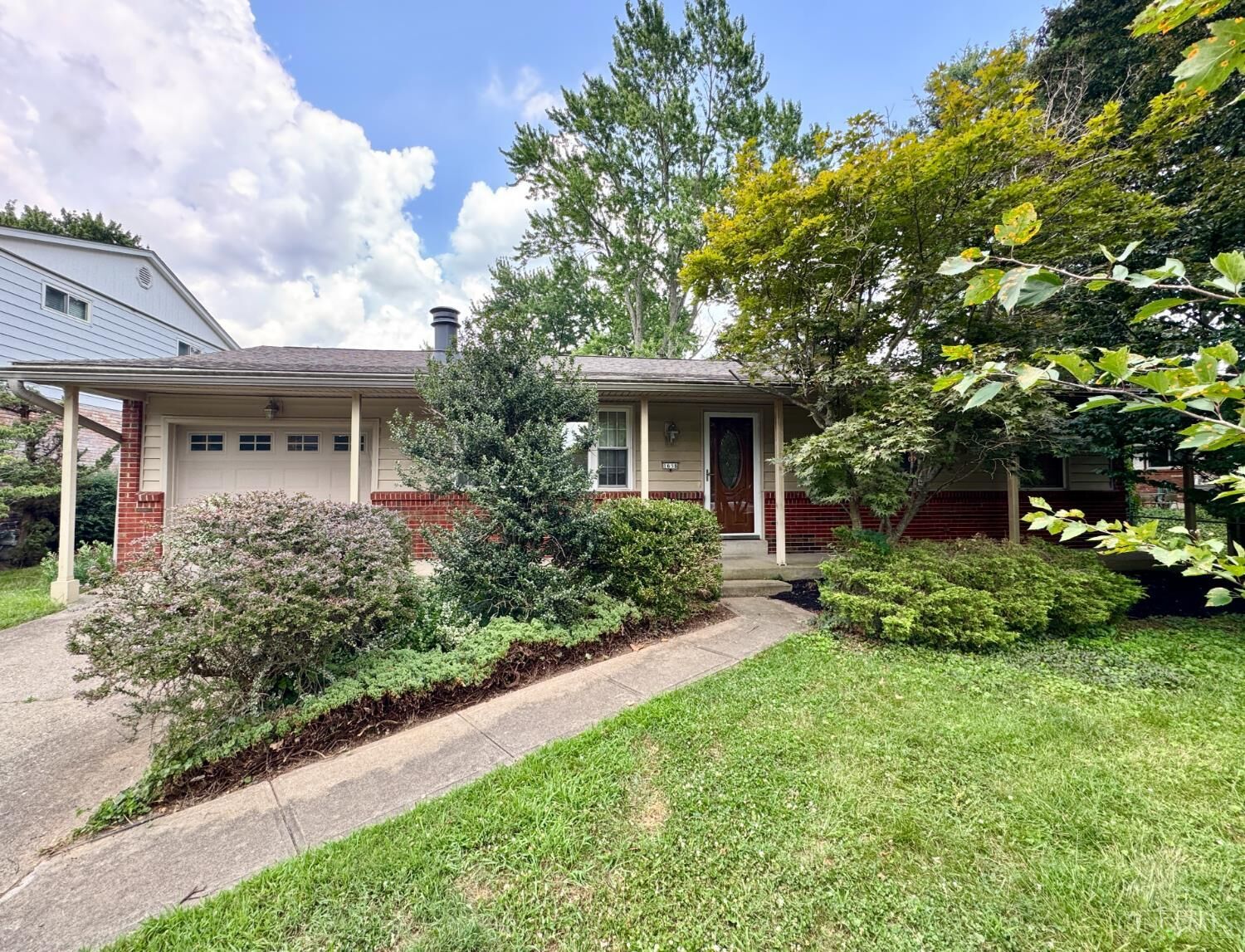 Property Photo:  1658 Yellowglen Drive  OH 45255 