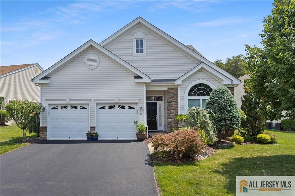 Property Photo:  41 Draw Bridge Drive  NJ 08831 