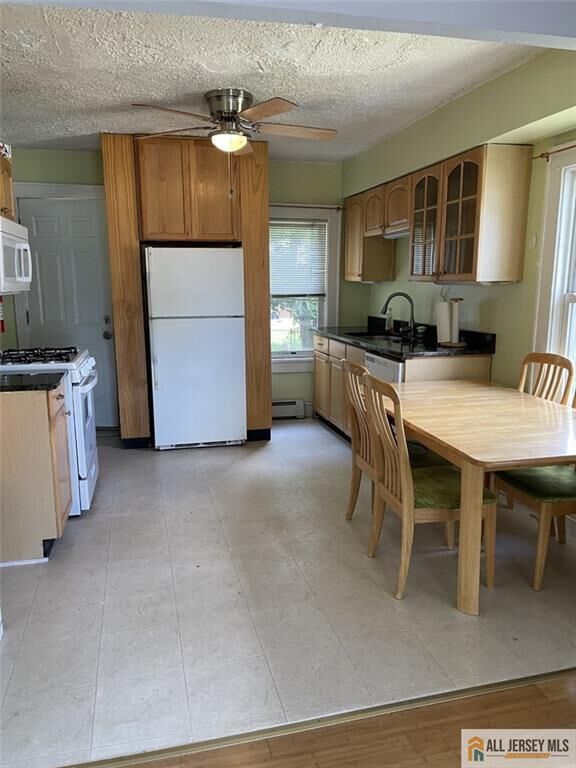 Property Photo:  409 Randolph Avenue  NJ 07080 