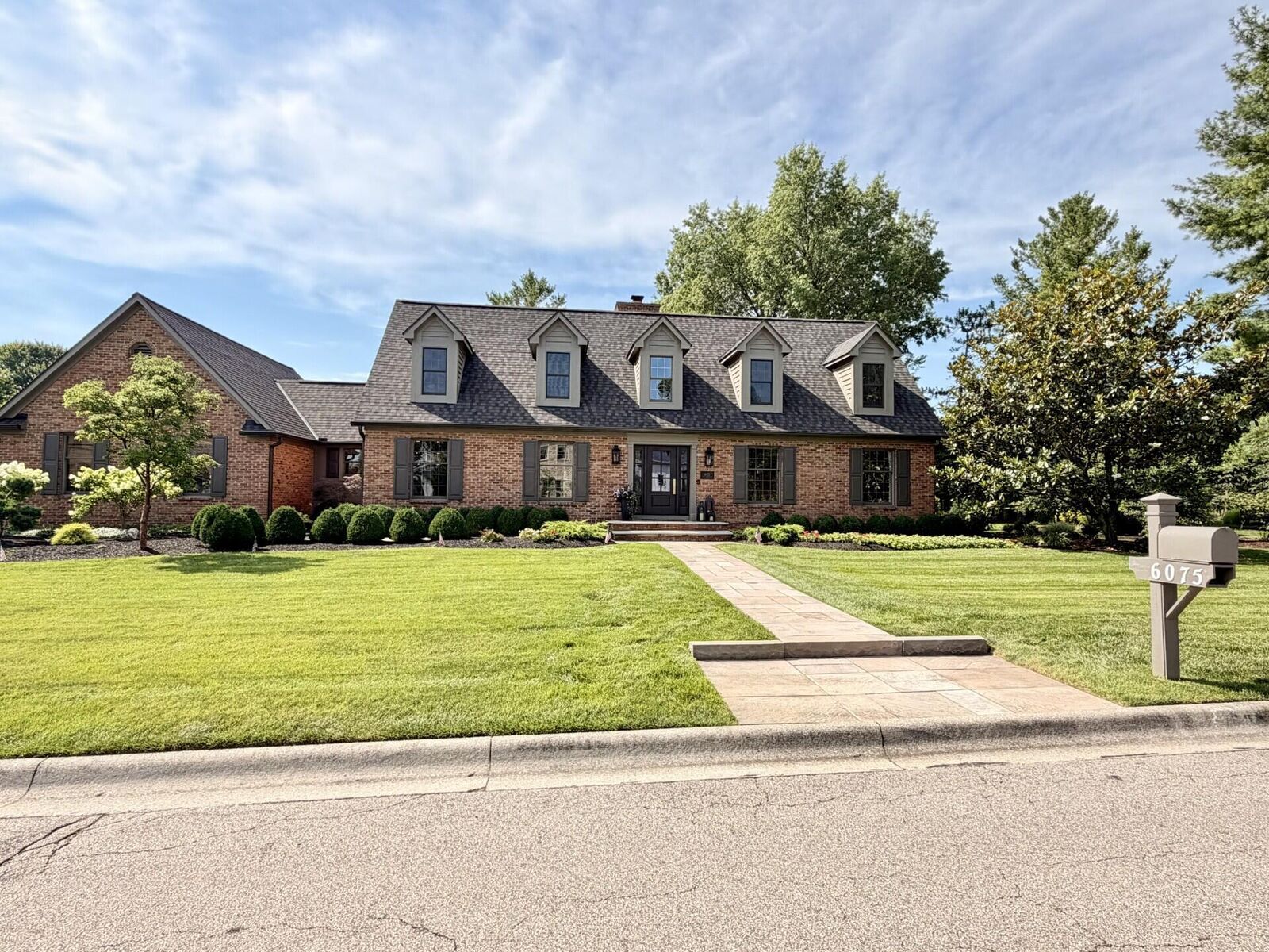 Property Photo: 6075 Whittingham Drive OH 43017