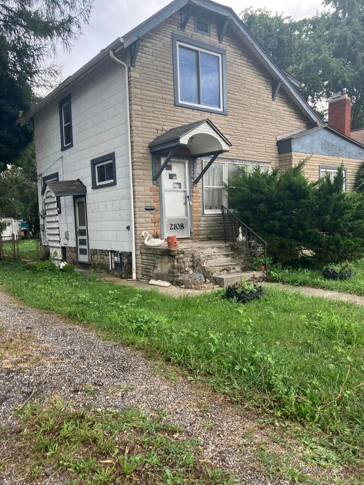 Property Photo:  2108 Dartmouth Avenue  OH 43219 