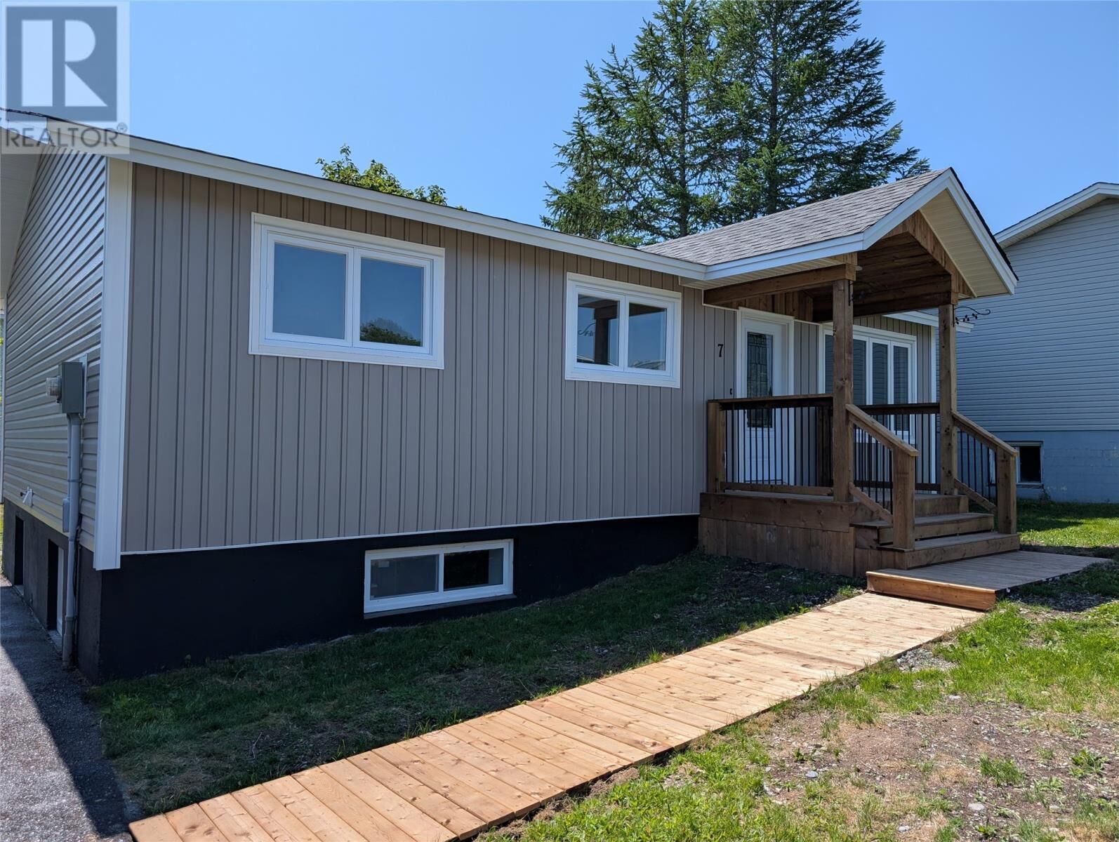 Property Photo:  7 Norman Drive  NL A1N 2T9 