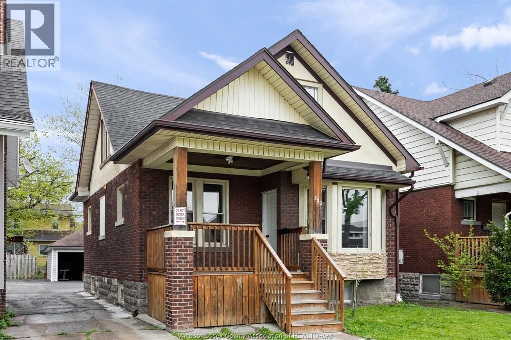 Property Photo: 520 Rankin Avenue ON N9B 2R7