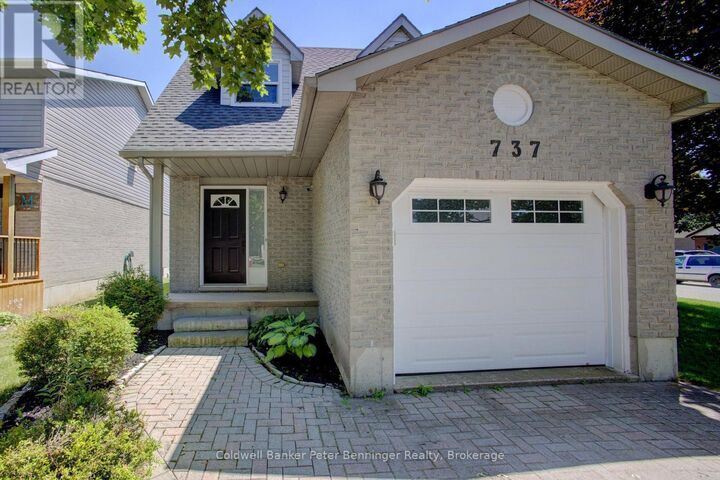 Property Photo: 737 Mackendrick Drive ON N2Z 3A4