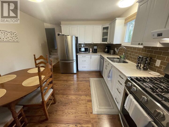 Property Photo: 58 Stewart Cres ON P5A 3C4