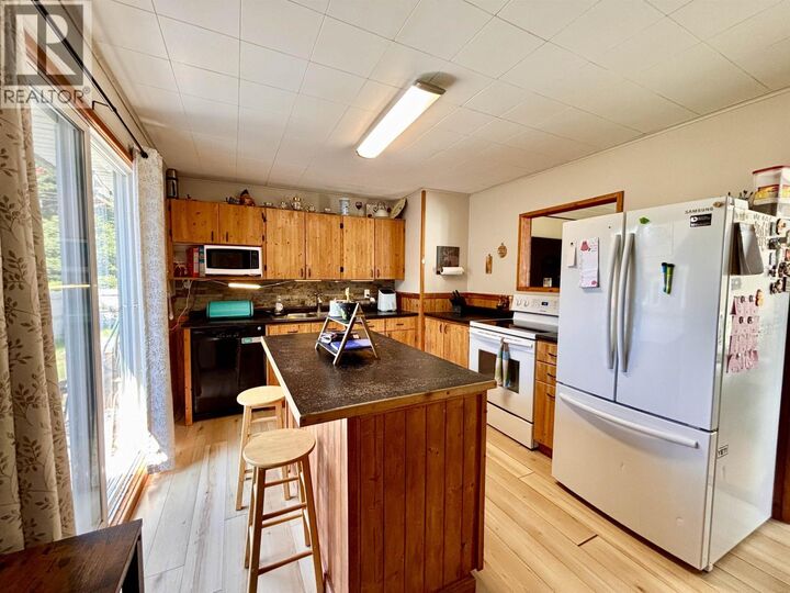 Property Photo: 75 Finch Street BC V8C 1T1