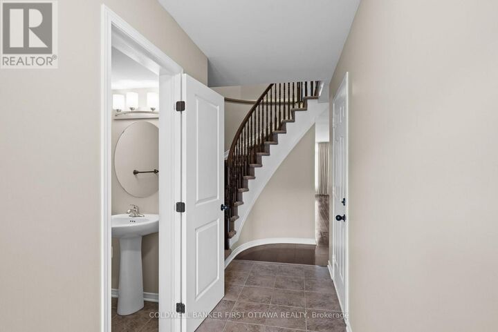 Property Photo: 416 Haresfield Court ON K4M 0E2