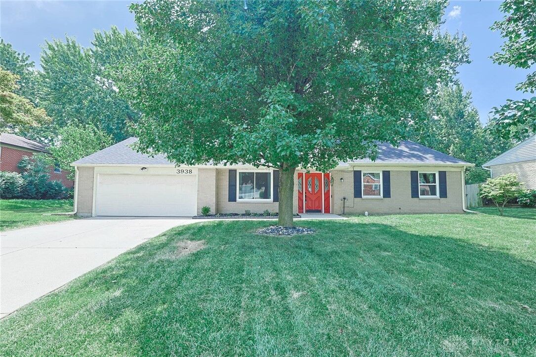 Property Photo: 3938 Willow Creek Drive OH 45415