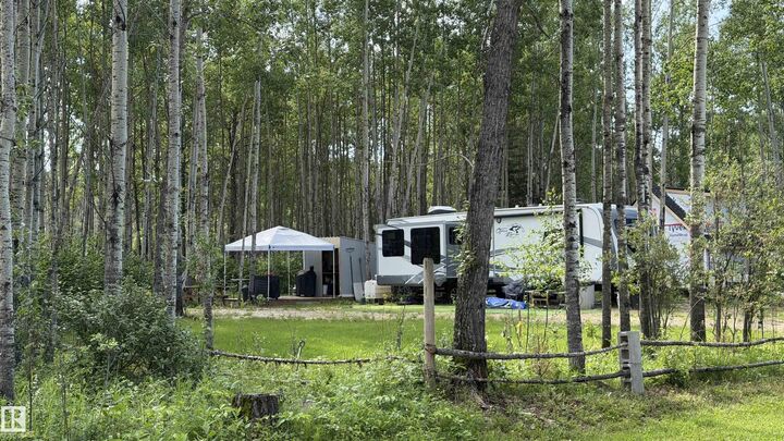 Property Photo: 37 Aspen Road AB T0E 0L0