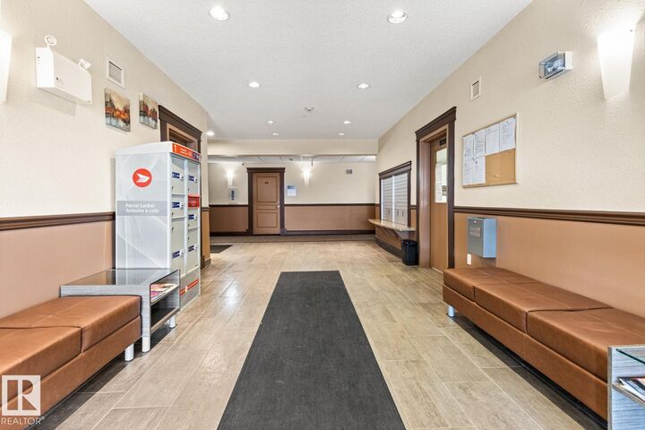 Property Photo: 4 Augustine Crescent 2412 AB T8H 0X8
