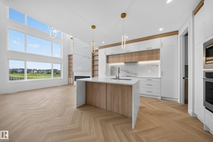 2808 191 Street NW — photo 1