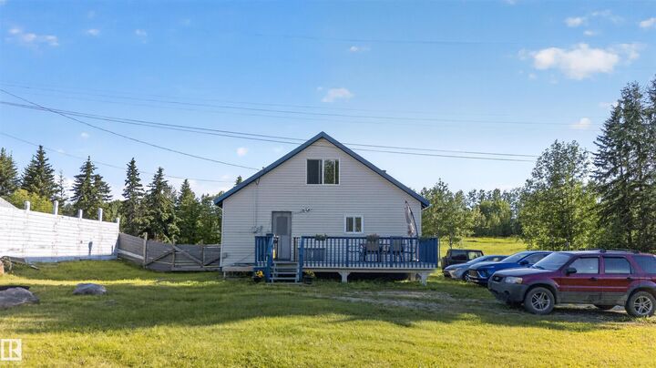 Property Photo: 4740 49 Avenue AB T0E 2A0