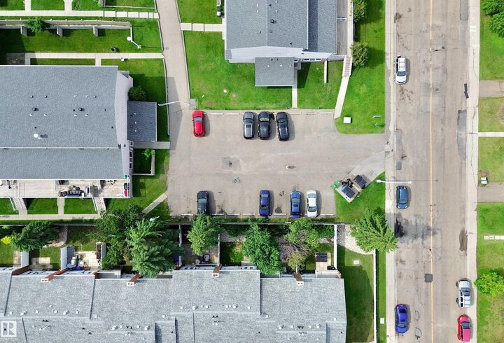 Property Photo: 13580 38 Street NW 29 AB T5A 2W7