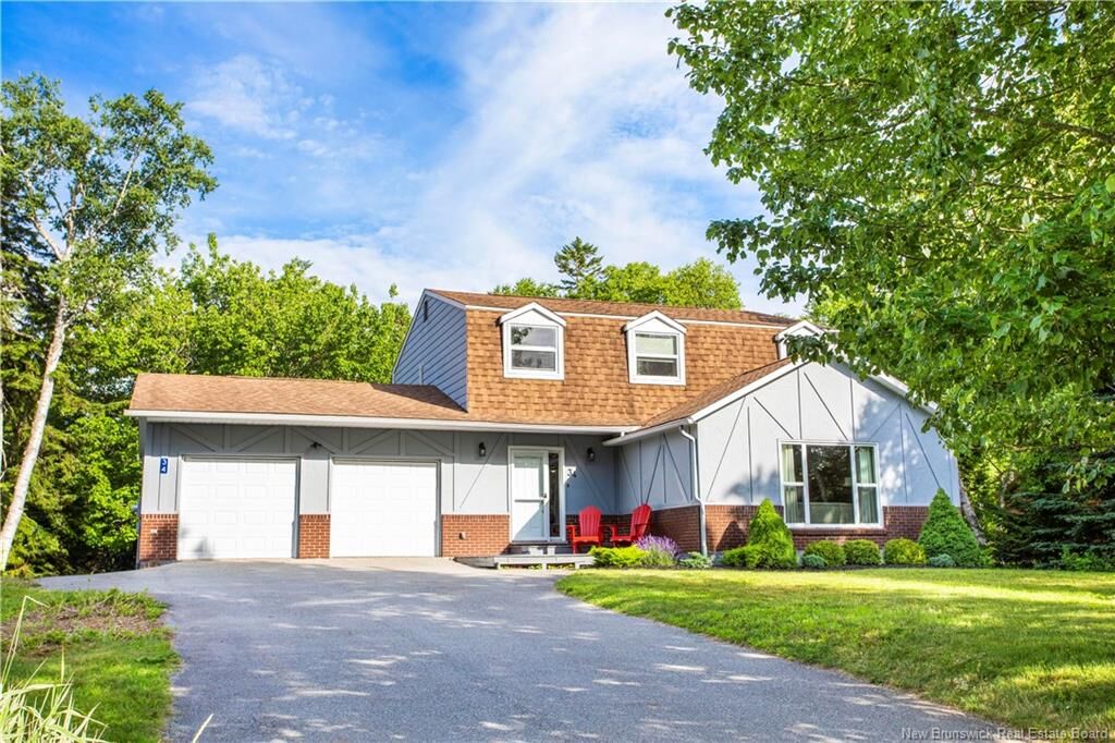 Property Photo: 34 Maliseet Drive NB E2E 2G5