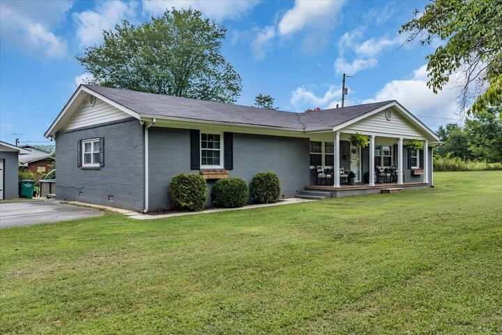 Property Photo:  593 Dover Road  TN 37347 