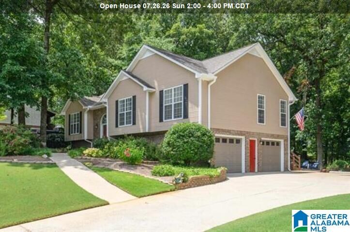 Property Photo:  104 Forest Hills Circle  AL 35007 