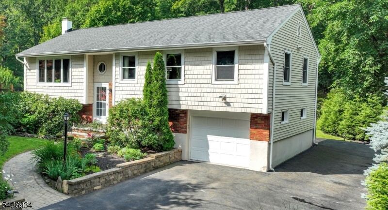 Property Photo:  461 Otterhole Rd  NJ 07480 