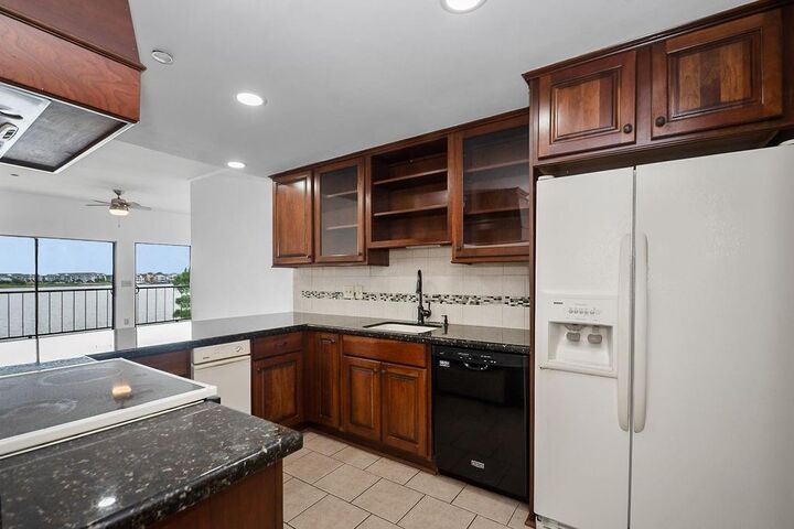 Property Photo:  401 Lakeside Lane 311  TX 77058 
