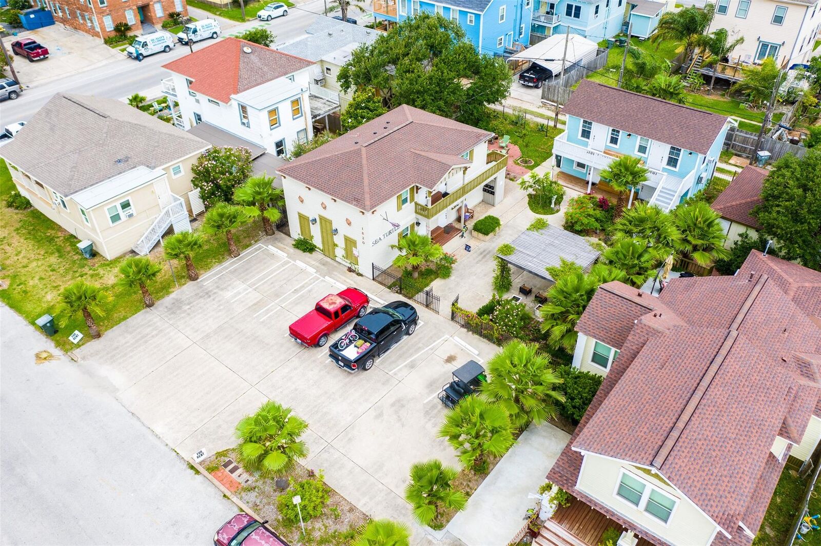 Property Photo: 1820 Avenue O 1/2 TX 77550
