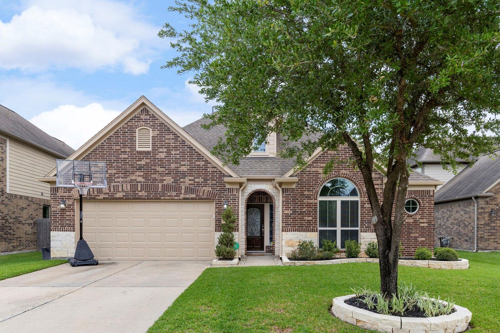 Property Photo: 19110 Cardinal Grove Court TX 77429