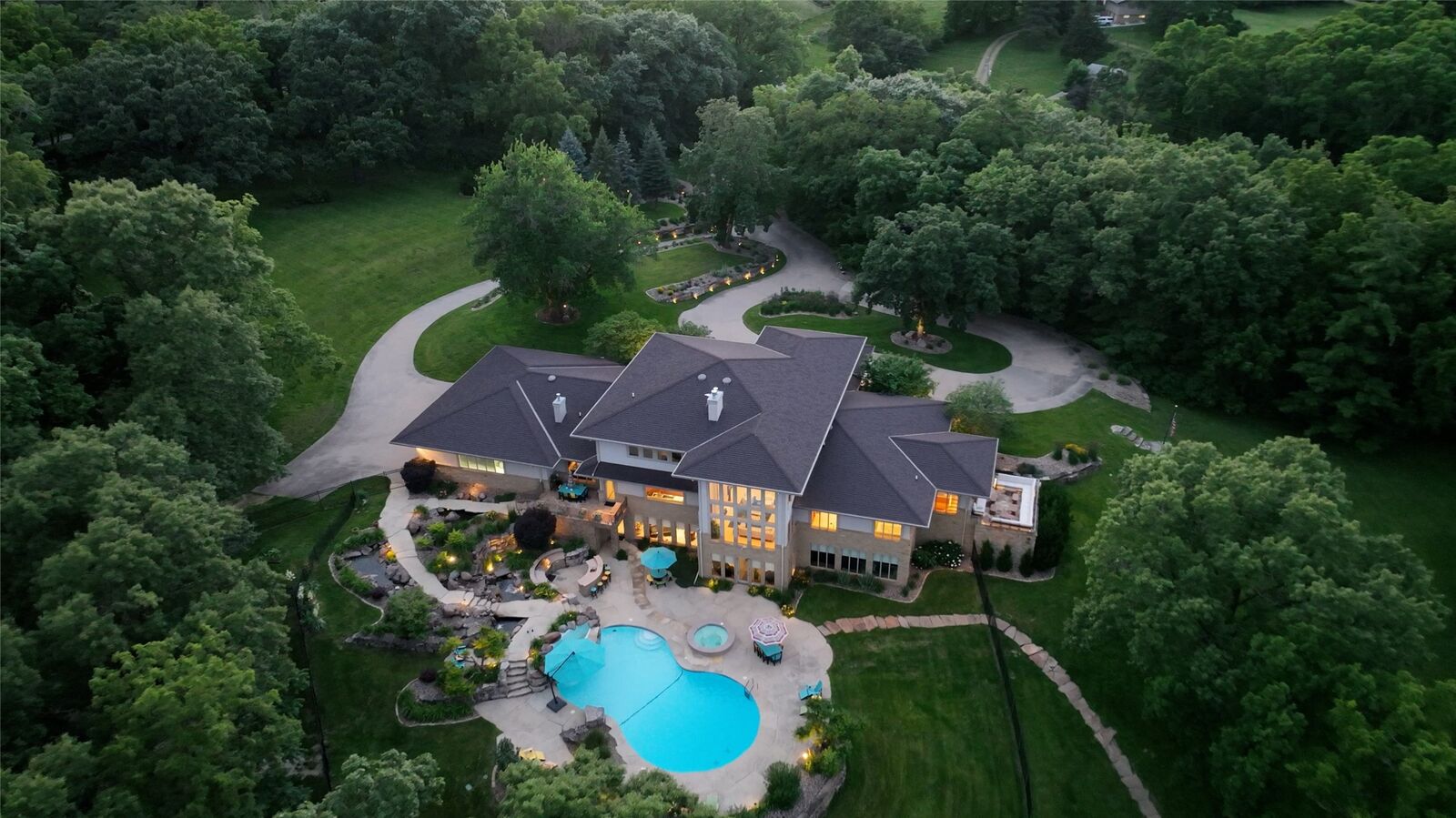 Property Photo: 34984 Maffitt Lake Road IA 50061